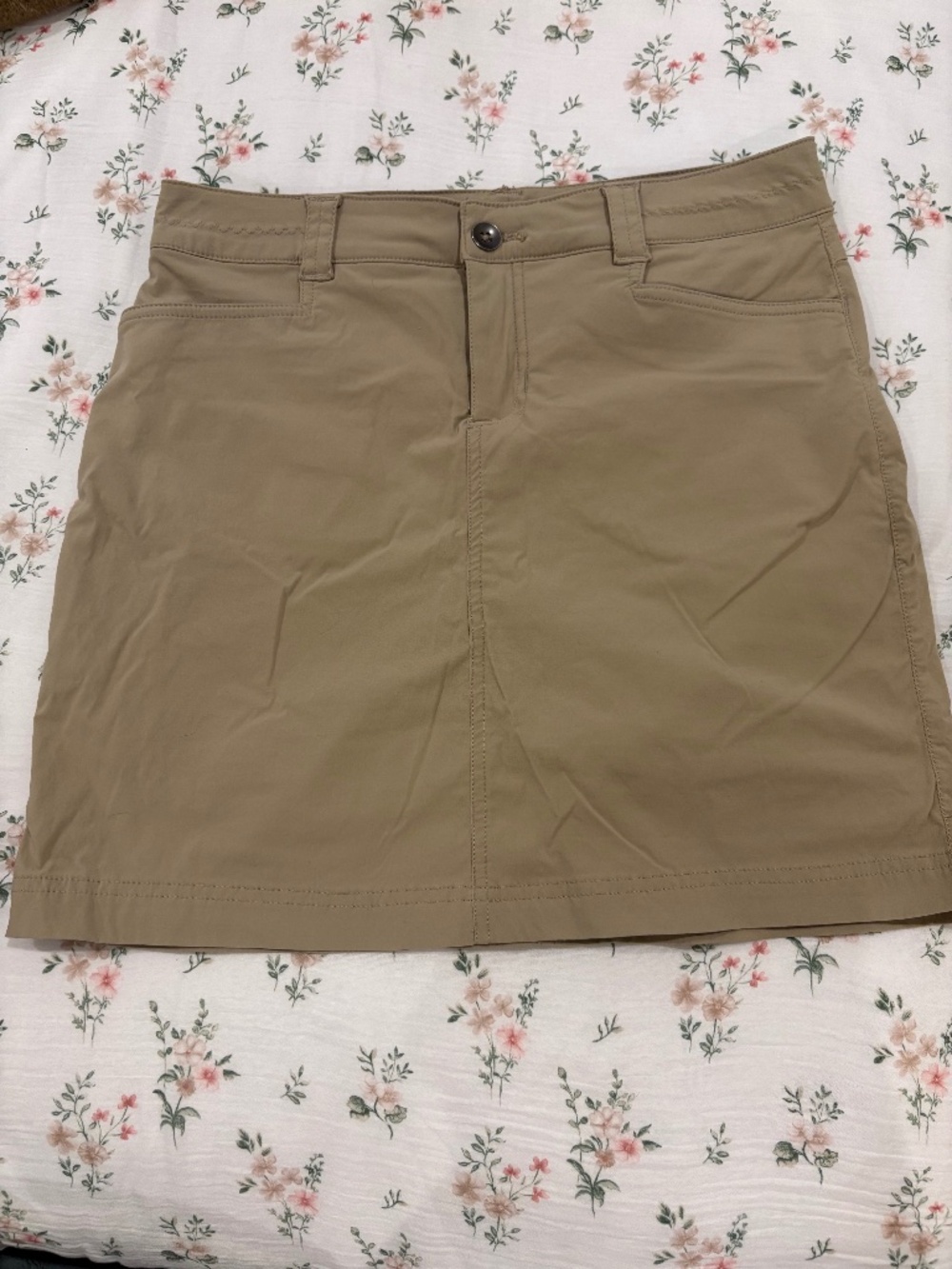 Eddie Bauer Khaki Skort- Size 2